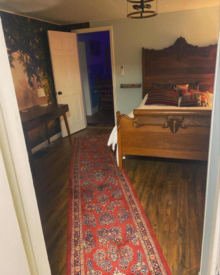 شقة Boho-Chic Retreat - Unit 3 بلومنقتون المظهر الخارجي الصورة